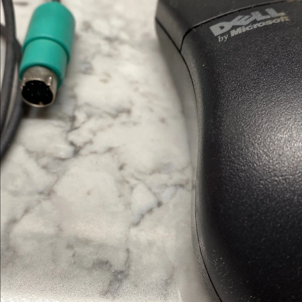 Dell sleek black